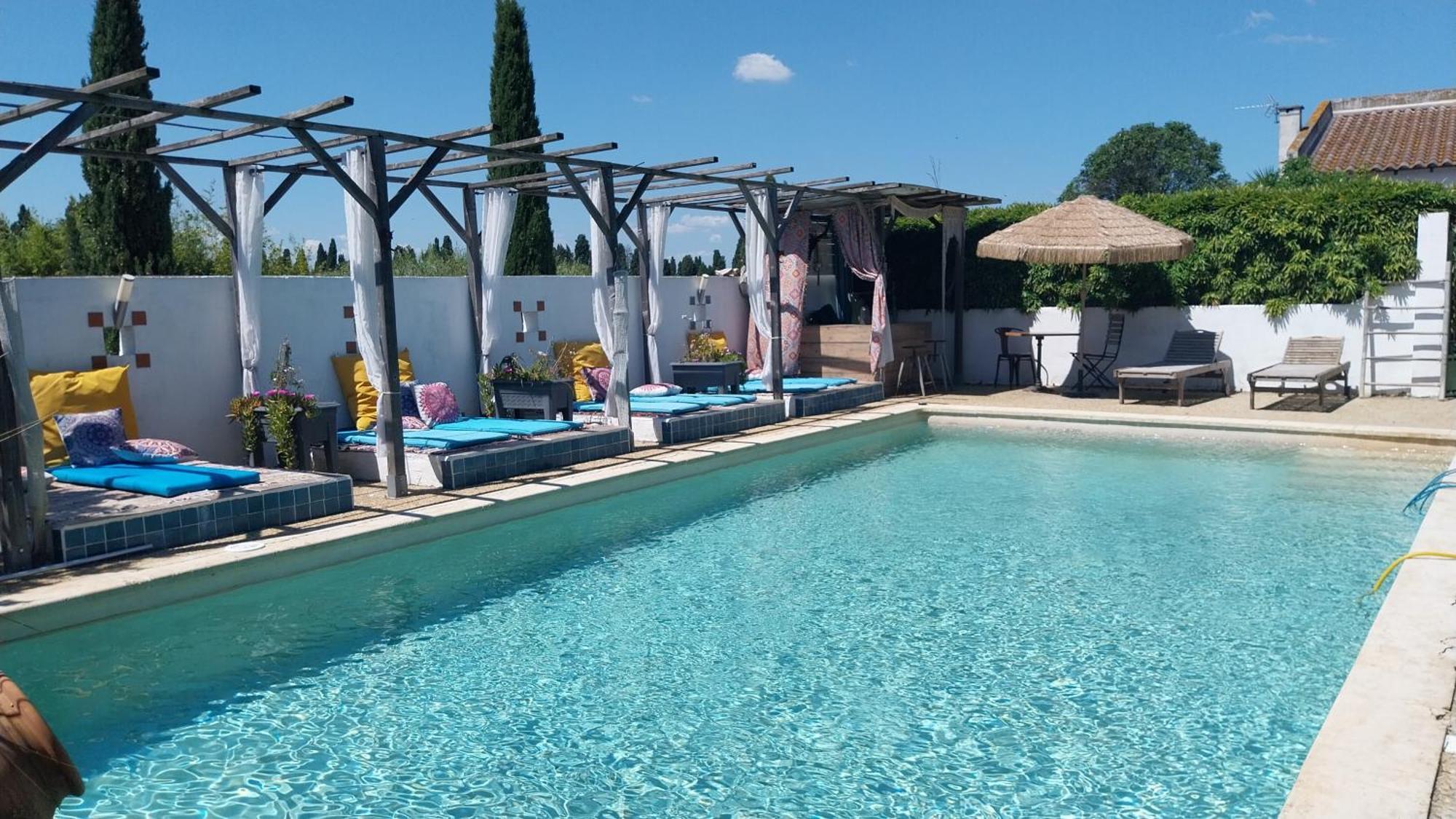 Terre De Boheme Hotel Vestric-et-Candiac Luaran gambar