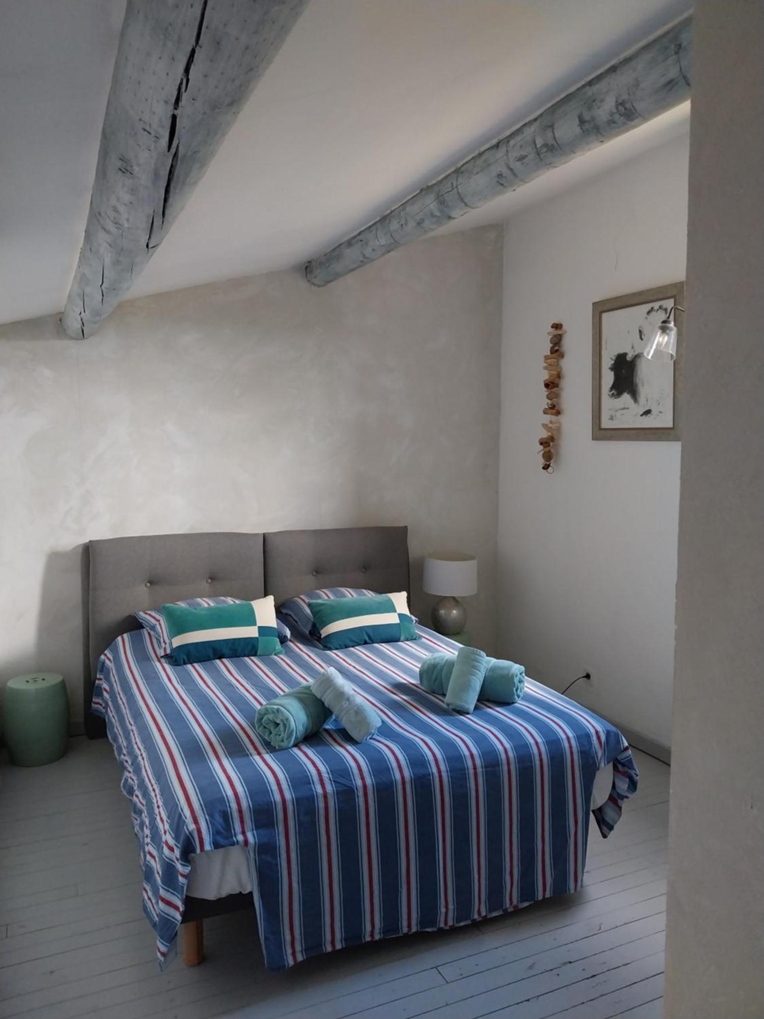 Terre De Boheme Hotel Vestric-et-Candiac Luaran gambar